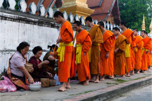 Resa till Laos Luang Prabang munkar