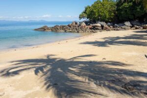 Madagaskar, Nosy Komba, strand